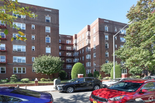 Building Photo - 430 Ocean Pky