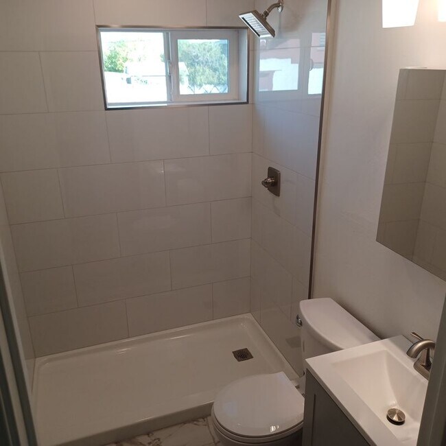 Foto del edificio - 9809 N 2nd Way