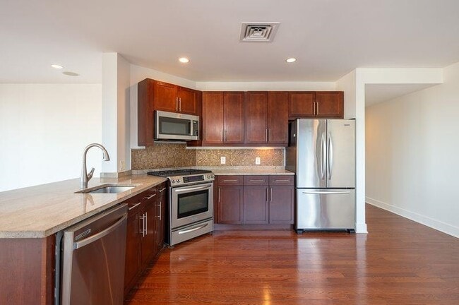 Building Photo - 201 Marin Blvd