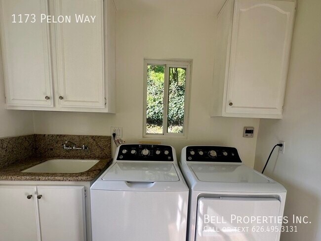 Building Photo - 1173 Pelon Way