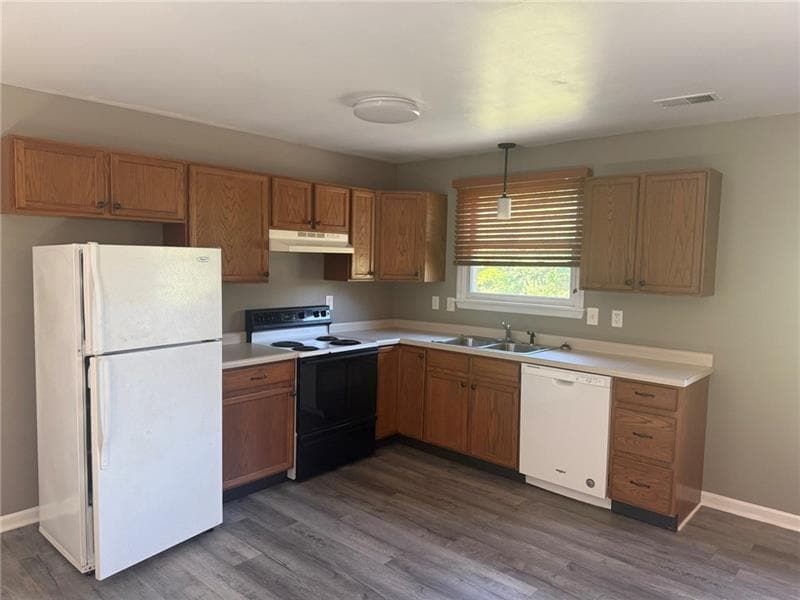 Foto principal - 108 Valley Brook Rd