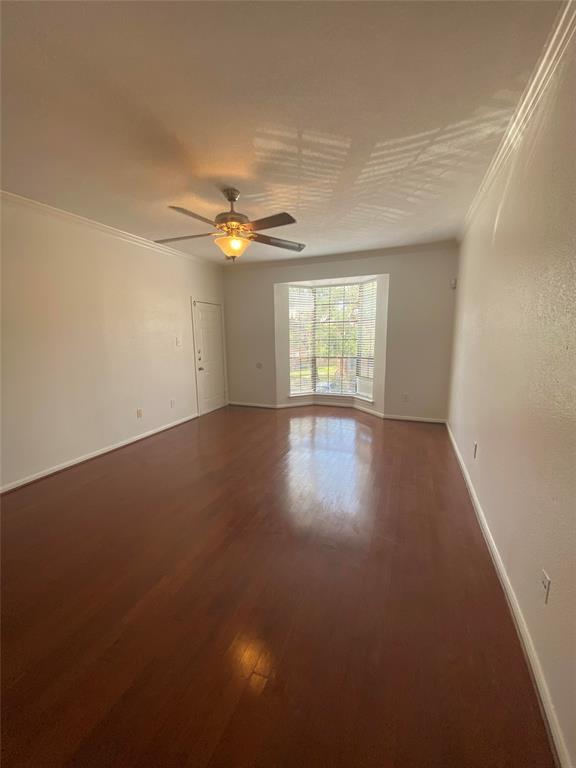 Building Photo - 2255 Braeswood Park Dr