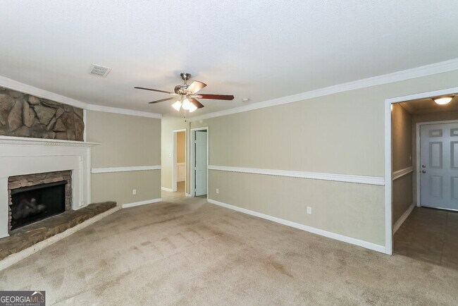 Building Photo - 1622 Blackwell Rd