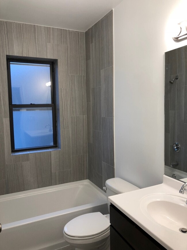Foto del edificio - 3217 W Cullom Ave