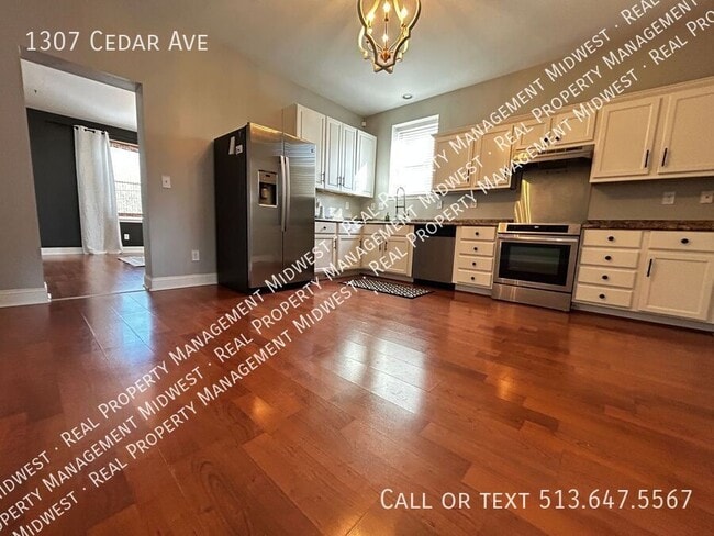 Building Photo - 1307 Cedar Ave