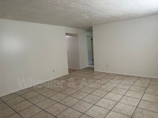 Building Photo - 86 W 250 N