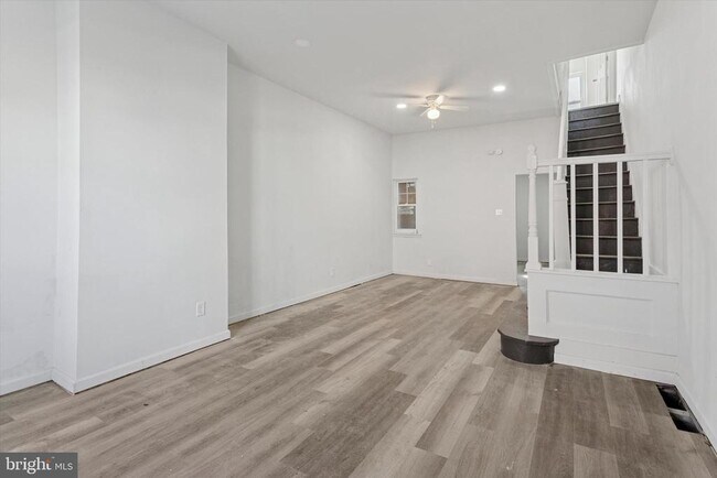 Foto del edificio - 2350 N Opal St