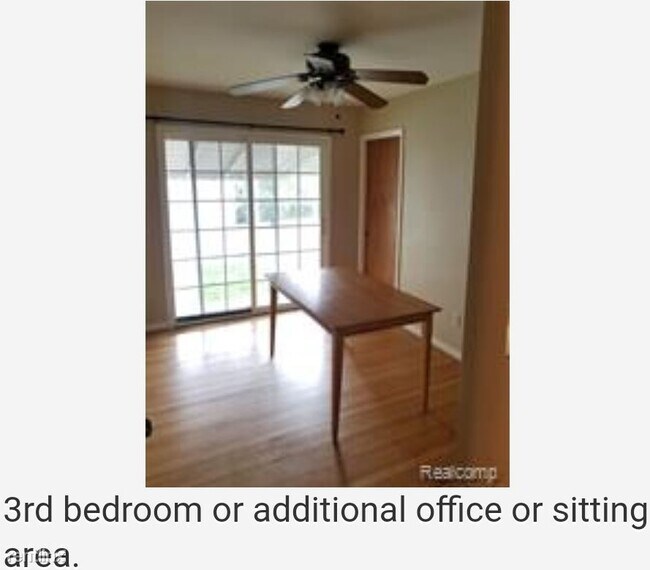 Foto del edificio - 3 br, 1 bath House - 16625 Beech Daly Rd