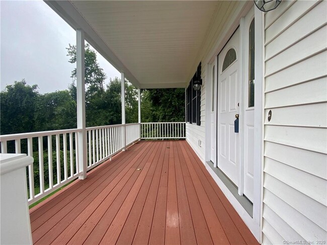 Building Photo - 5 Lillinonah Dr