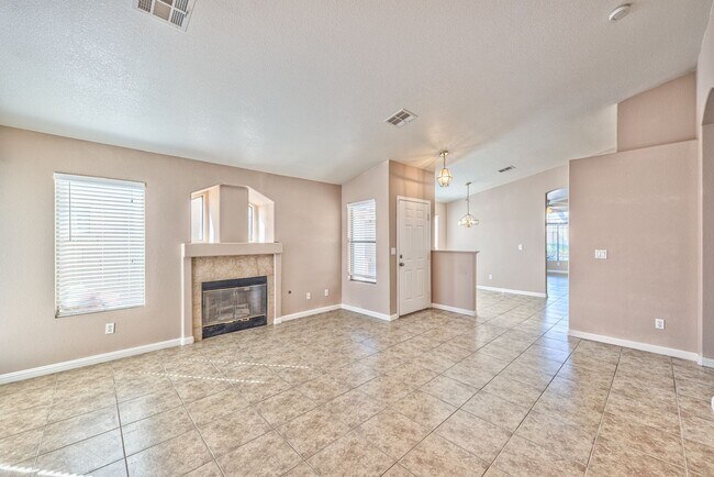 Foto del edificio - 851 Worrell Ave