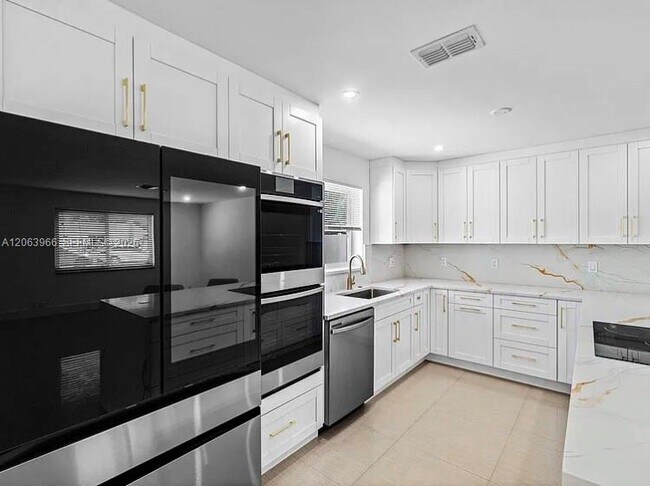 Foto del edificio - 1531 NW 4th St