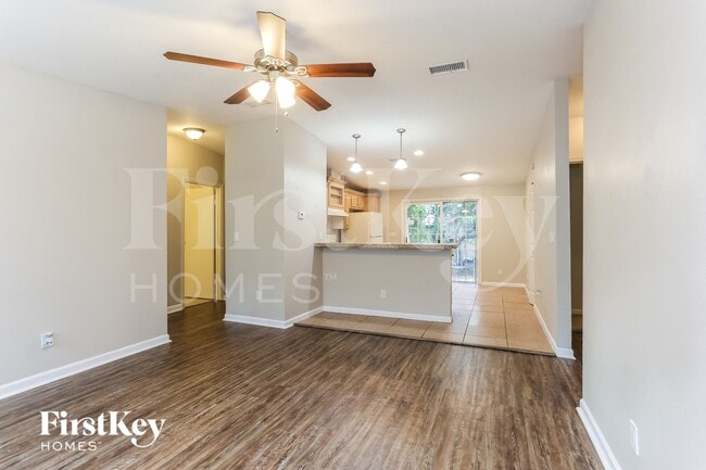 Foto del edificio - 805 35th Ave S