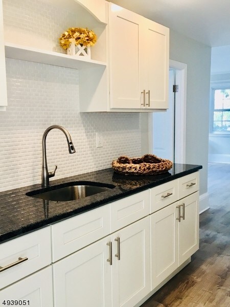Foto principal - 18 Kent Pl Blvd