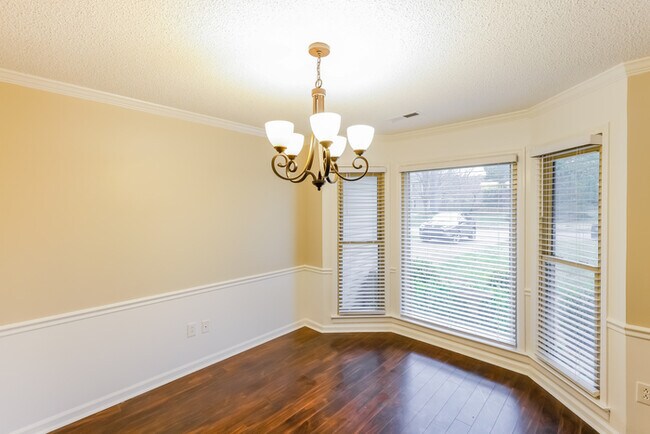 Building Photo - 119 Stavemill Dr