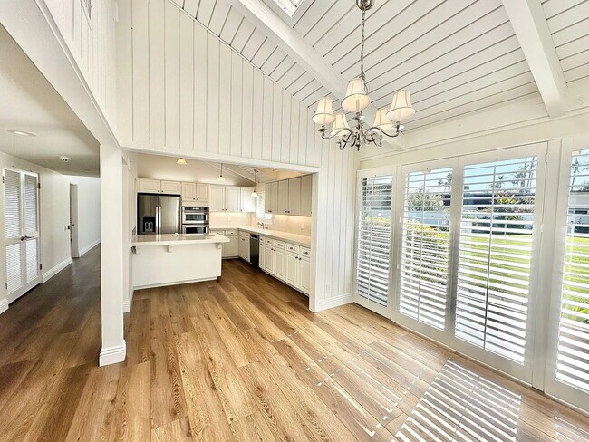 Foto del edificio - "Charming 3-Bed Oasis with 2 Full Baths in Prestigious Rancho Santa Fe!"