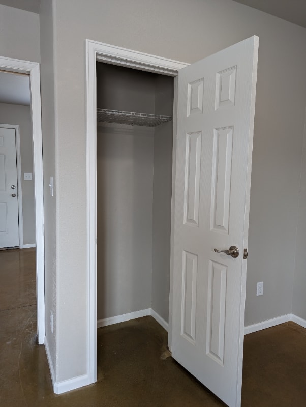 Building Photo - 651 S Union St