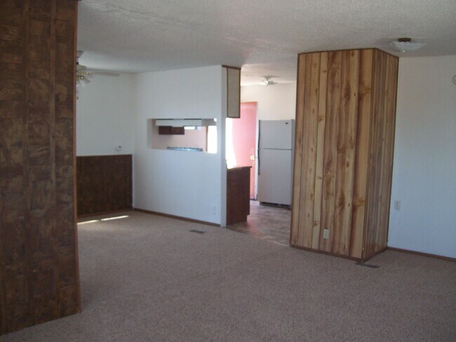 Building Photo - 116 Sage St