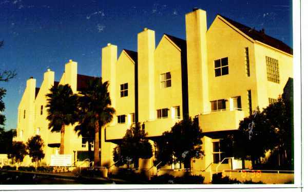 Building Photo - Tolucan Villas (por)
