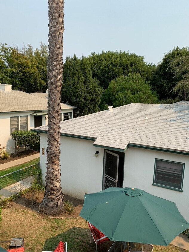 Exterior View - 1126 Chelsea Ave