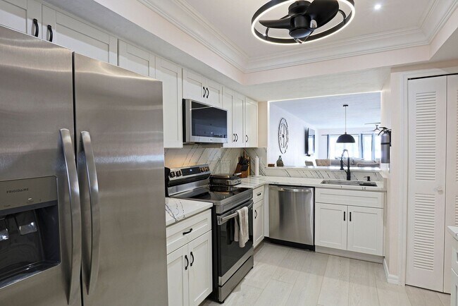 Foto del edificio - 11921 Seabreeze Cove Ln