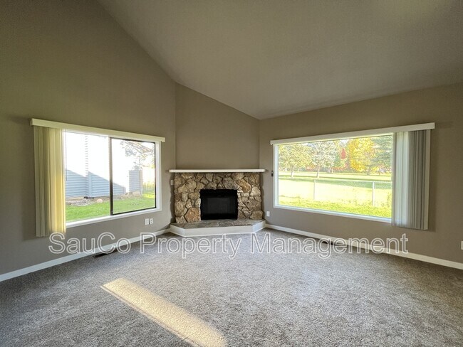 Foto del edificio - 20635 NW Lapine Way