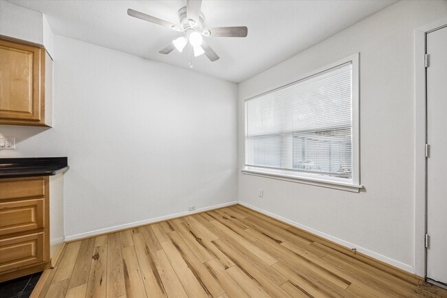 Building Photo - 2206 Mason St