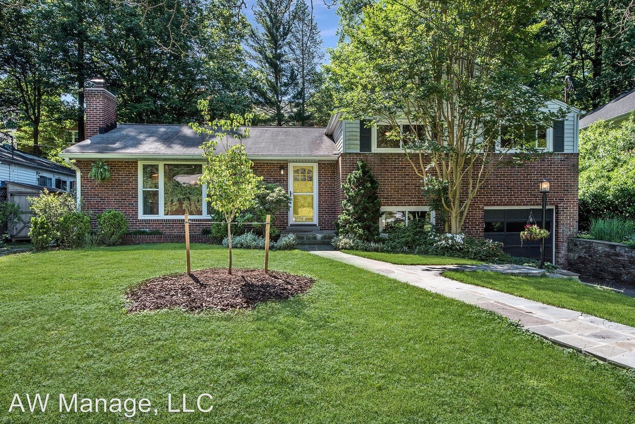 Primary Photo - 3 br, 2.5 bath House - 9407 Crosby Rd