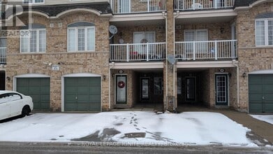 Building Photo - 42 Pinery Trail