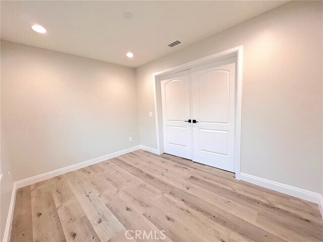 Building Photo - 5639 Persimmon Ave