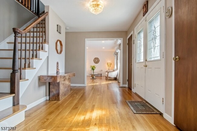 Building Photo - 619 Osio Ln