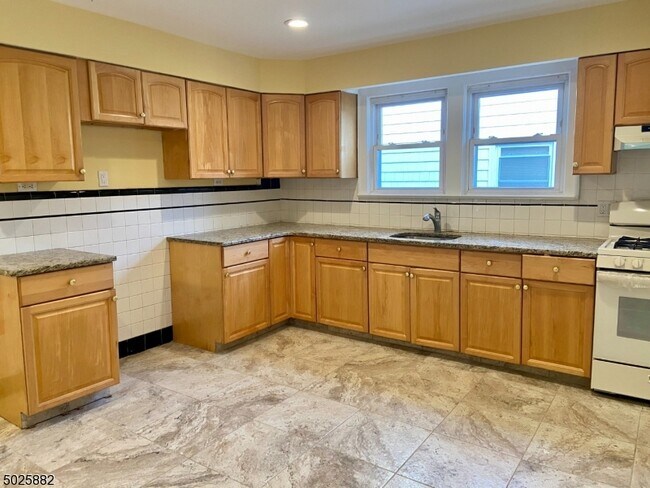 Foto del edificio - 134 Florida Ave