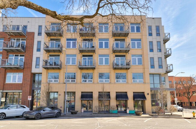 Foto del edificio - 309 E 5th St