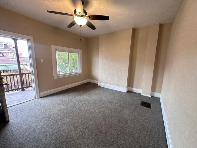 Photo - 13th Ave Apartment