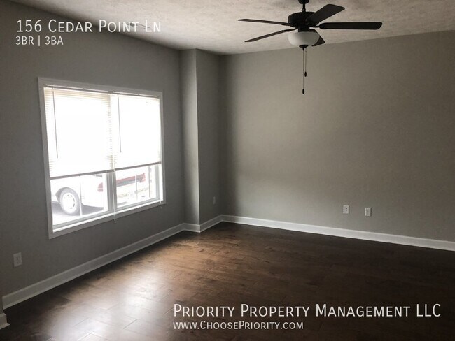 Foto del edificio - Available Now!