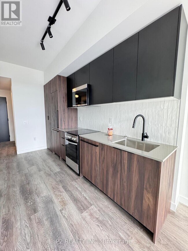 Building Photo - 1635 Military Trail