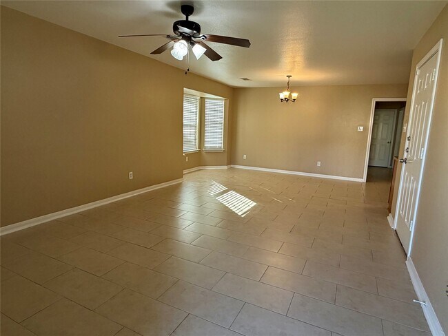 Building Photo - 2401 24th St N