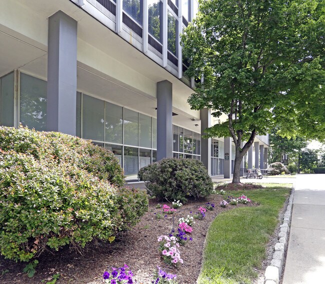 Pavilion Towers Apartments Newark, NJ