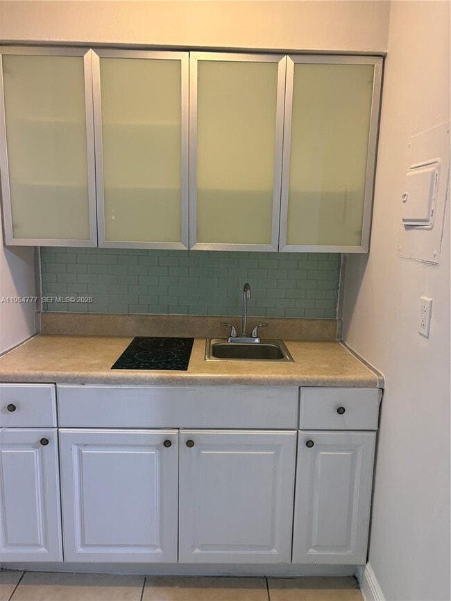 Building Photo - 1800 Sans Souci Blvd