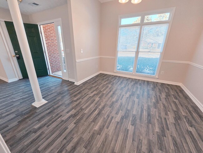 Building Photo - 5016 Stonepark Drive