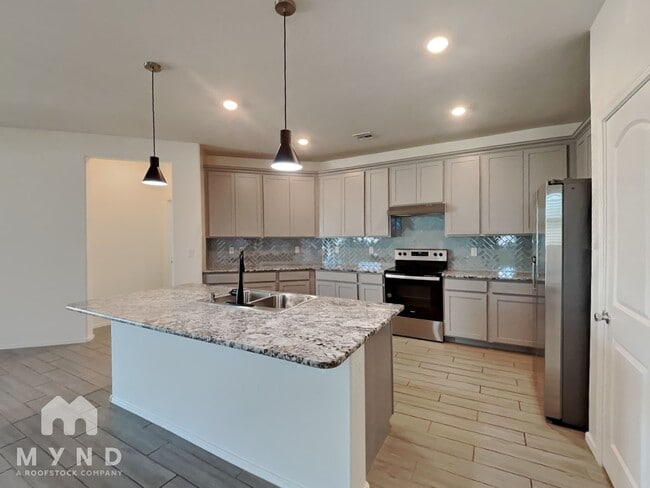 Foto del edificio - 7325 S 33rd Ln