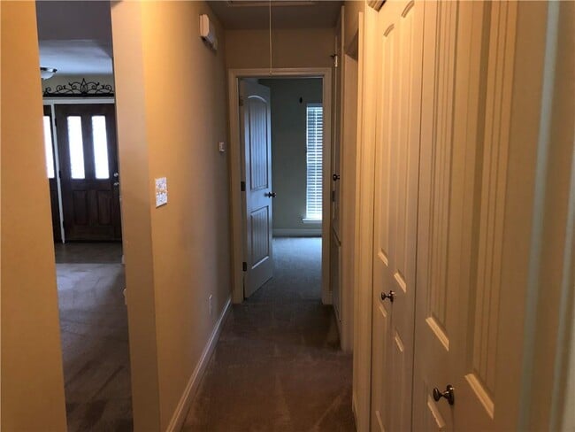 Foto del edificio - 8195 Savage Loop