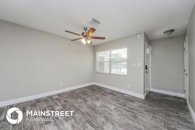 Building Photo - 5013 Falmouth Dr