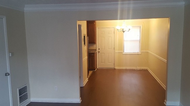 Building Photo - 5016 Top Cat Ct