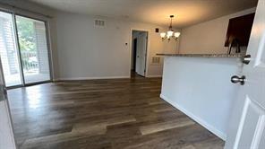 Building Photo - 2549 Grassy Point Dr