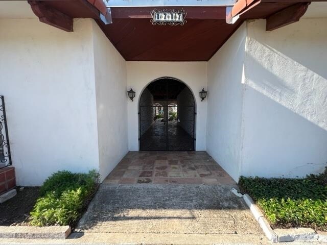 Building Photo - 1717 Clark Blvd