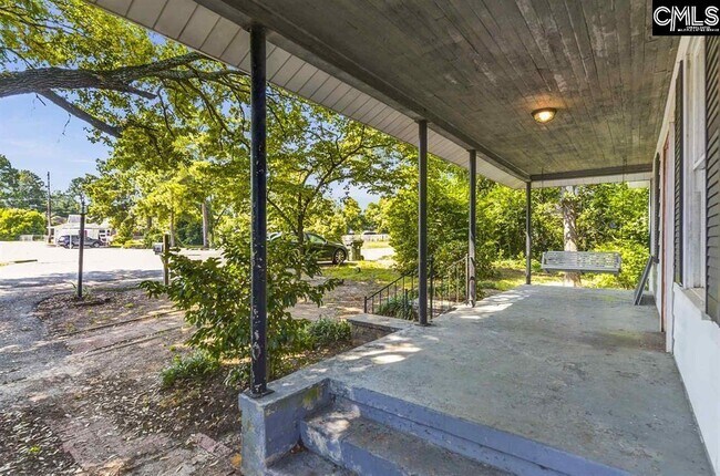 Foto del edificio - 1024 Augusta St