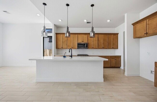 Building Photo - 10326 Water Harbor Dr