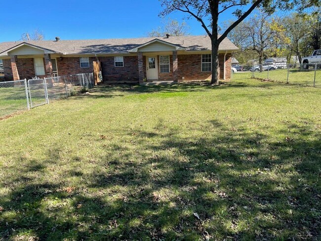 Foto del edificio - 307 N Jordan St