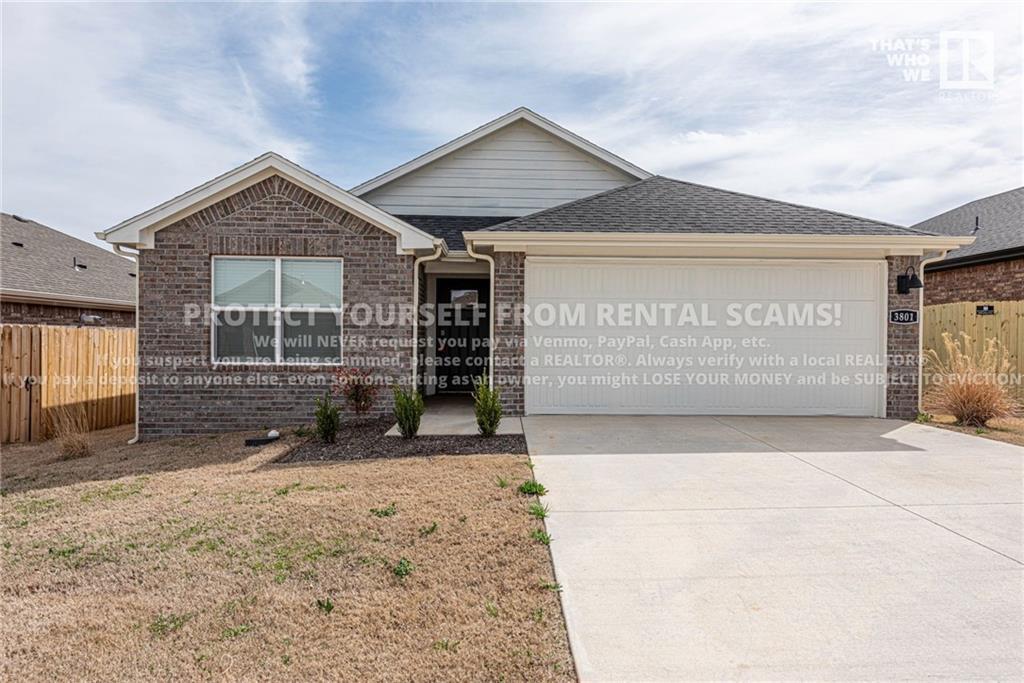 Foto principal - 3801 Pinecrest St