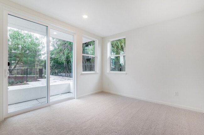 Downstairs Bedroom - 29743 Hansen St